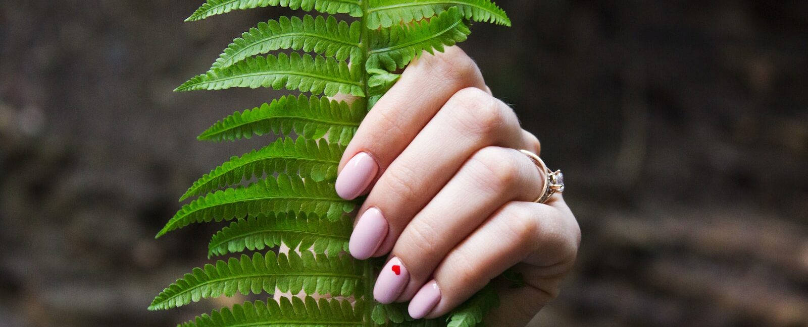 Tout savoir sur le vernis semi-permanent