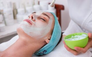 Peeling aux algues : régénération cutanée et soins naturels