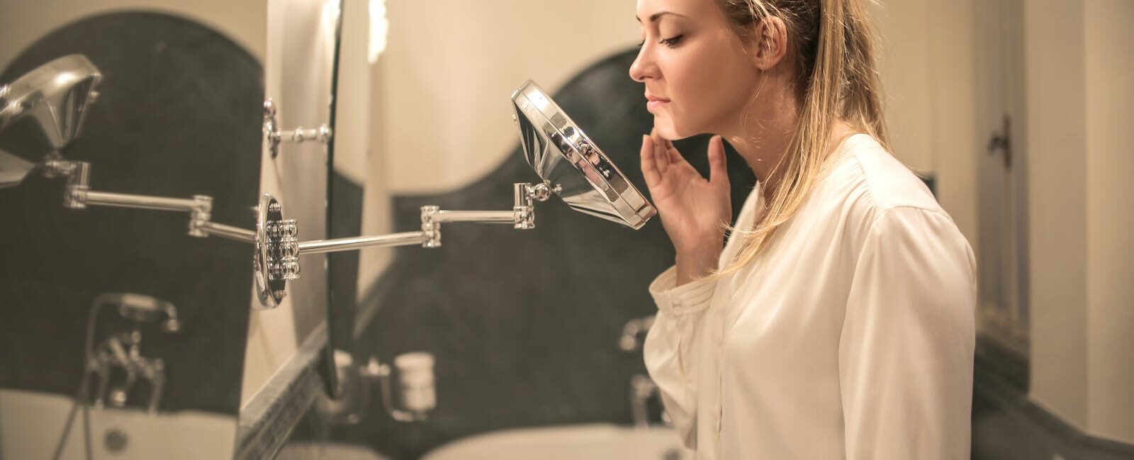 Comment prendre soin d'une peau grasse ?