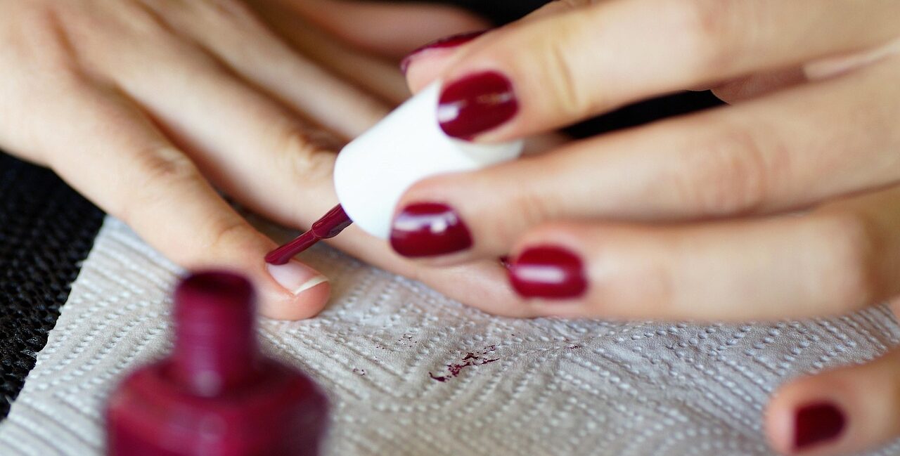 Comment appliquer un vernis semi-permanent parfait ?