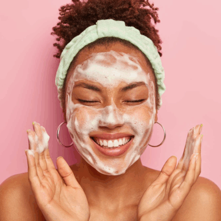 Sublimez votre peau : secrets de l'acide hyaluronique