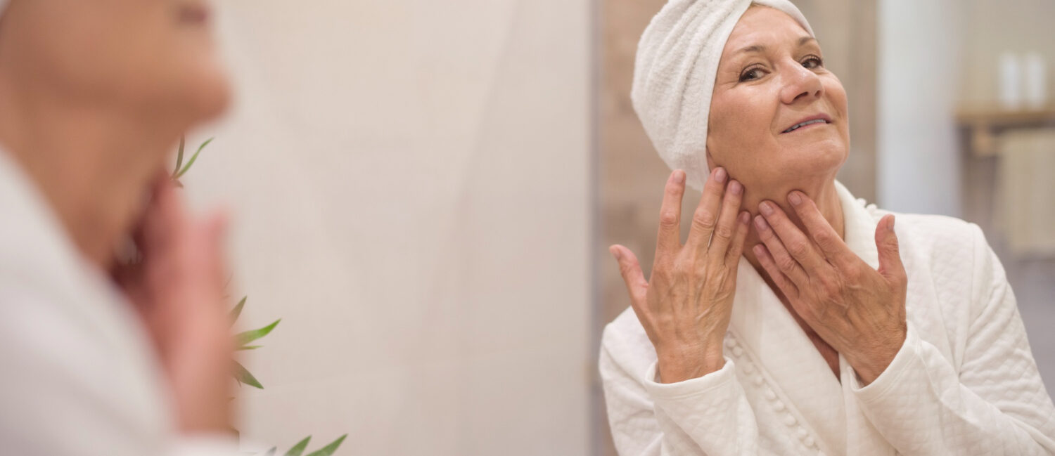 Peau éclatante après 40 ans : 5 astuces incontournables