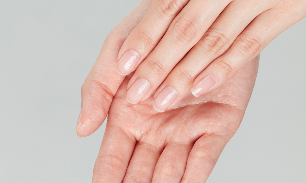 Manucure gel en toute sécurité : le guide pour protéger ses ongles