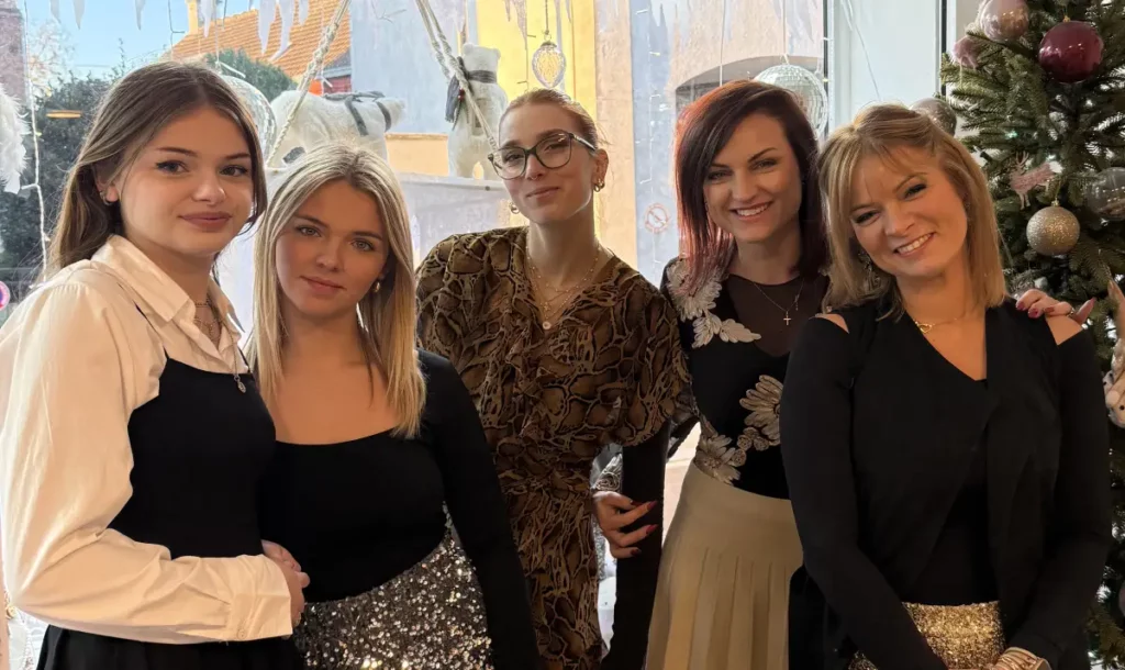L'équipe de professionnelles de l'institut Lucie Concept Beauté, expertes en rituels bien-être et soins Head Spa près de Cambrai.
